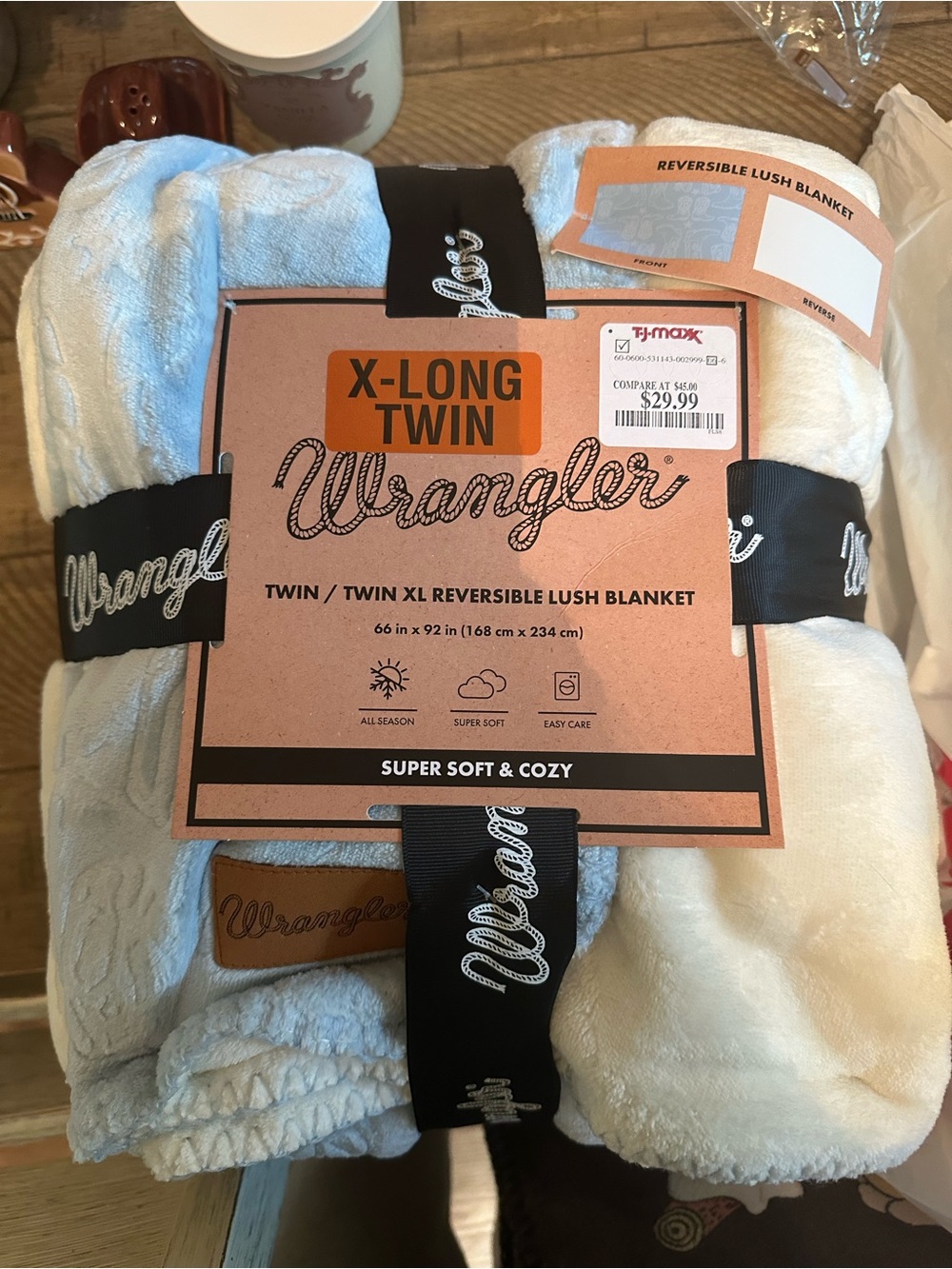 Wrangler Reversible Lush Blanket with Boots on one side and white on other